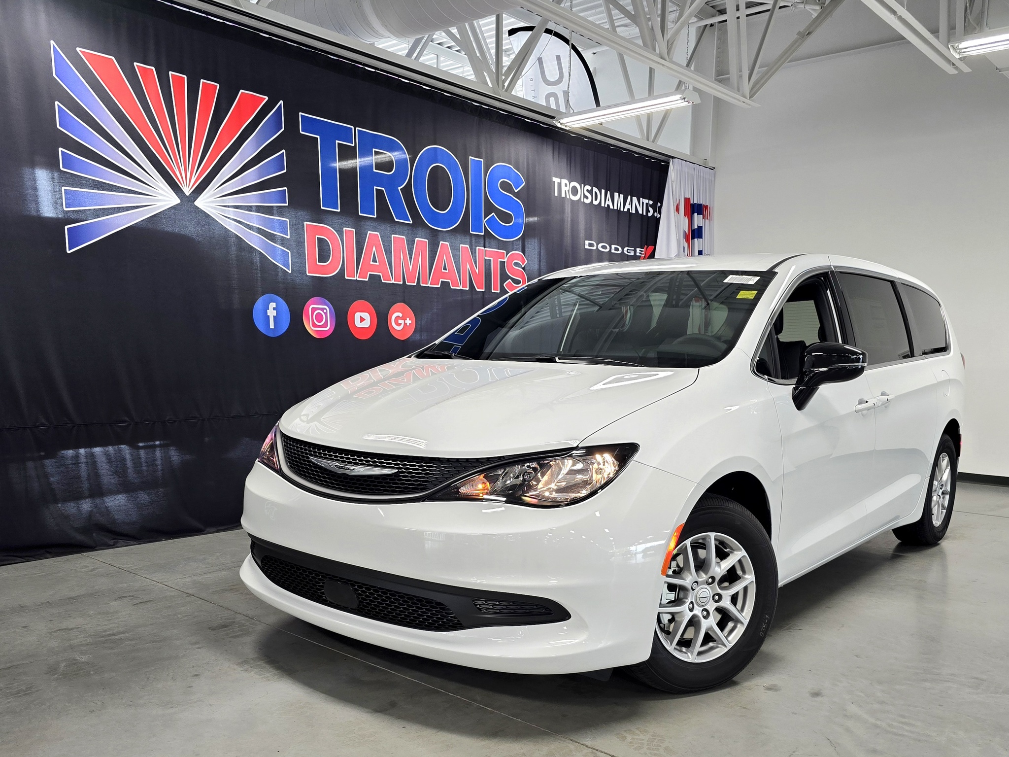 2026 Chrysler Grand Caravan