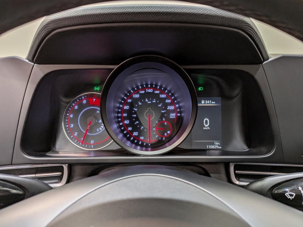 Hyundai Elantra 2022