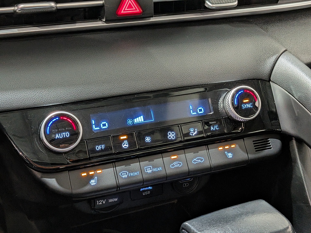 Hyundai Elantra 2022