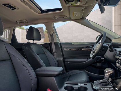 used 2025 Kia Seltos car, priced at $41,195