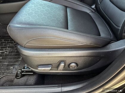 used 2025 Kia Seltos car, priced at $41,195