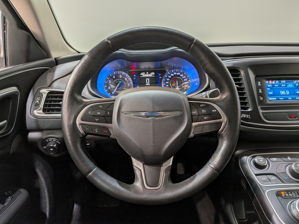 Chrysler 200 2016