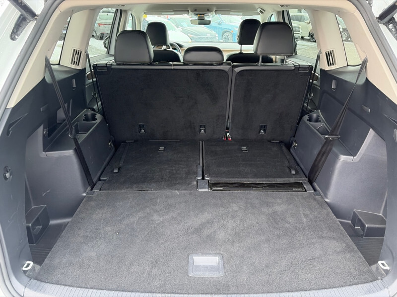 2024 Volkswagen Atlas - Gallery image 4