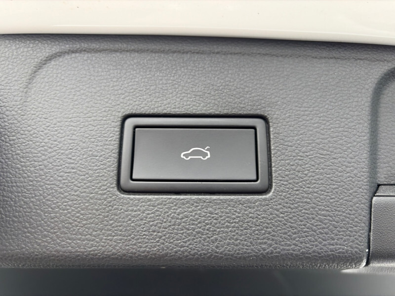 2024 Volkswagen Atlas - Gallery image 5