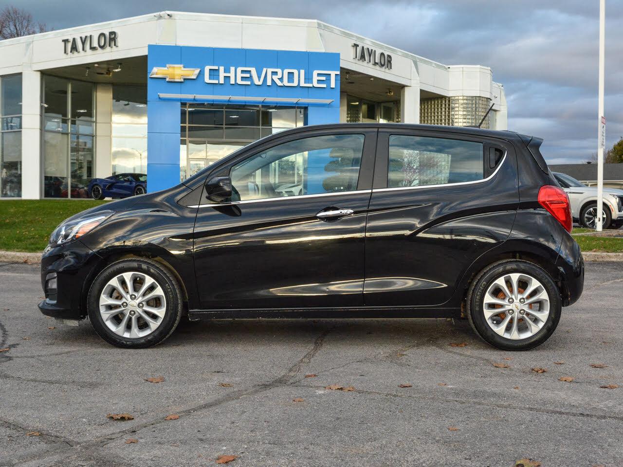 2021 Chevrolet Spark - Gallery image 2