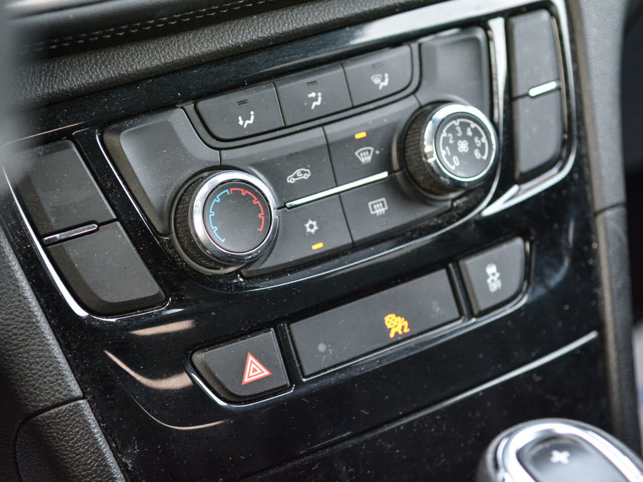 2017 Buick Encore - Gallery image 21