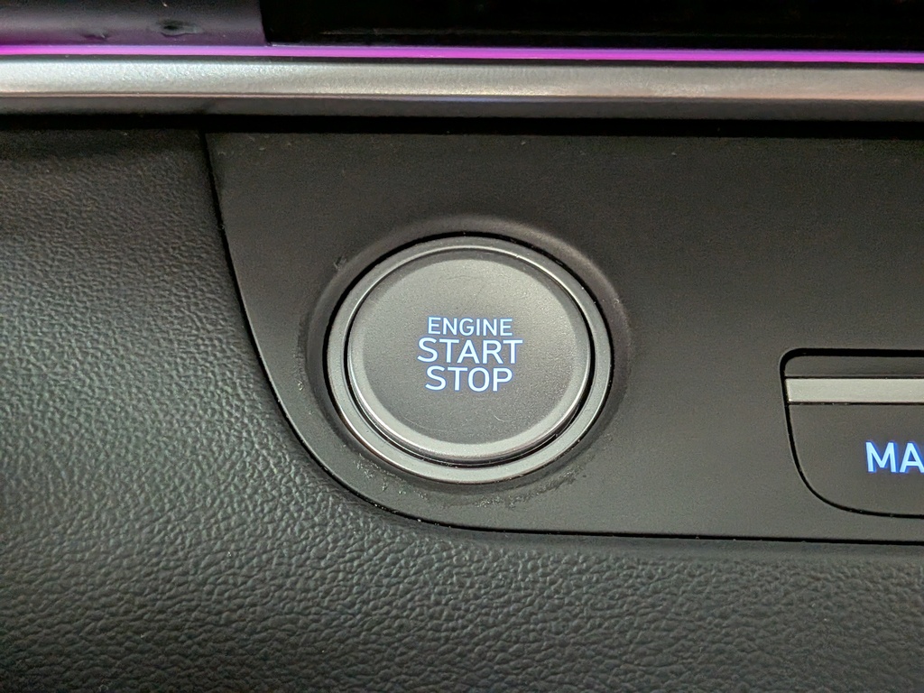 Hyundai Elantra Hybrid 2023