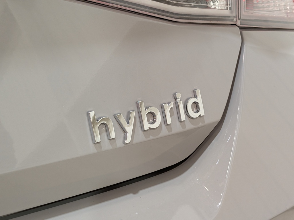 Hyundai Elantra Hybrid 2023