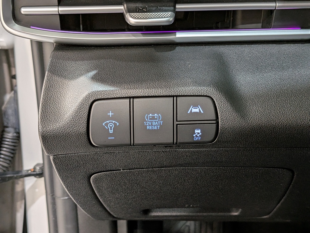 Hyundai Elantra Hybrid 2023