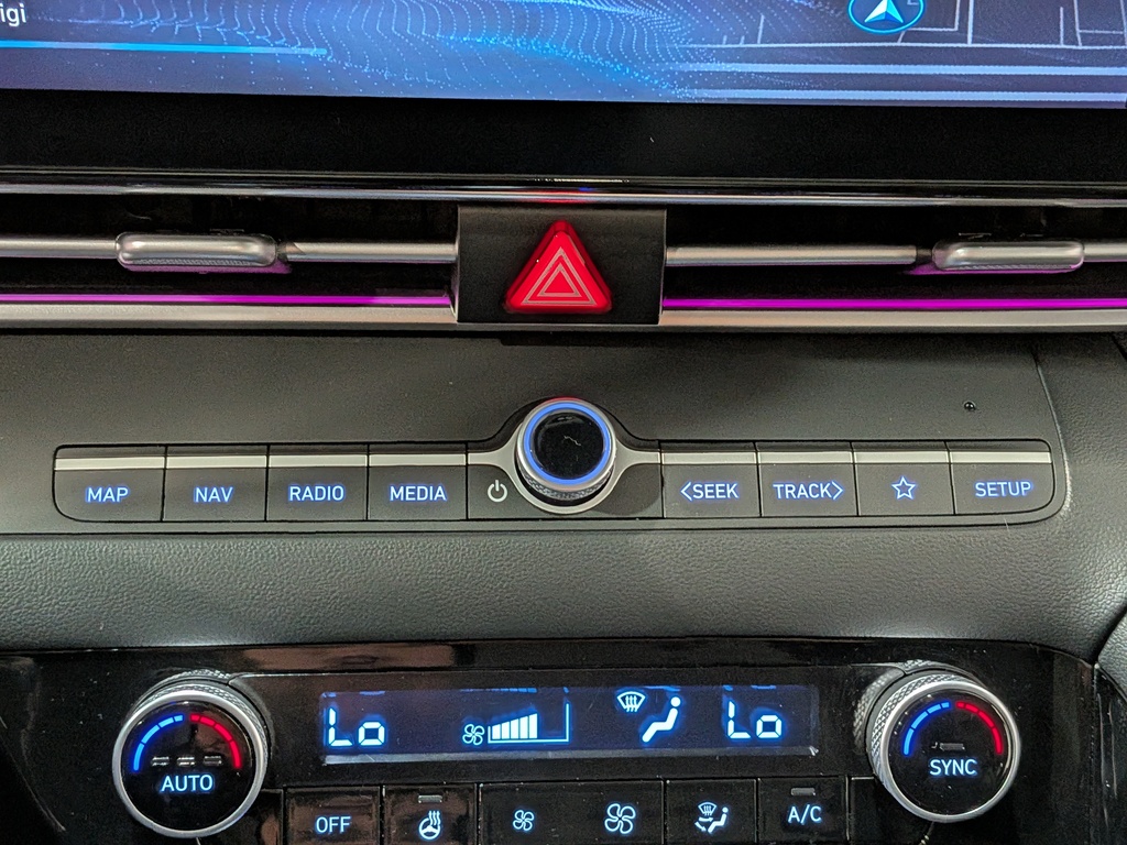 Hyundai Elantra Hybrid 2023