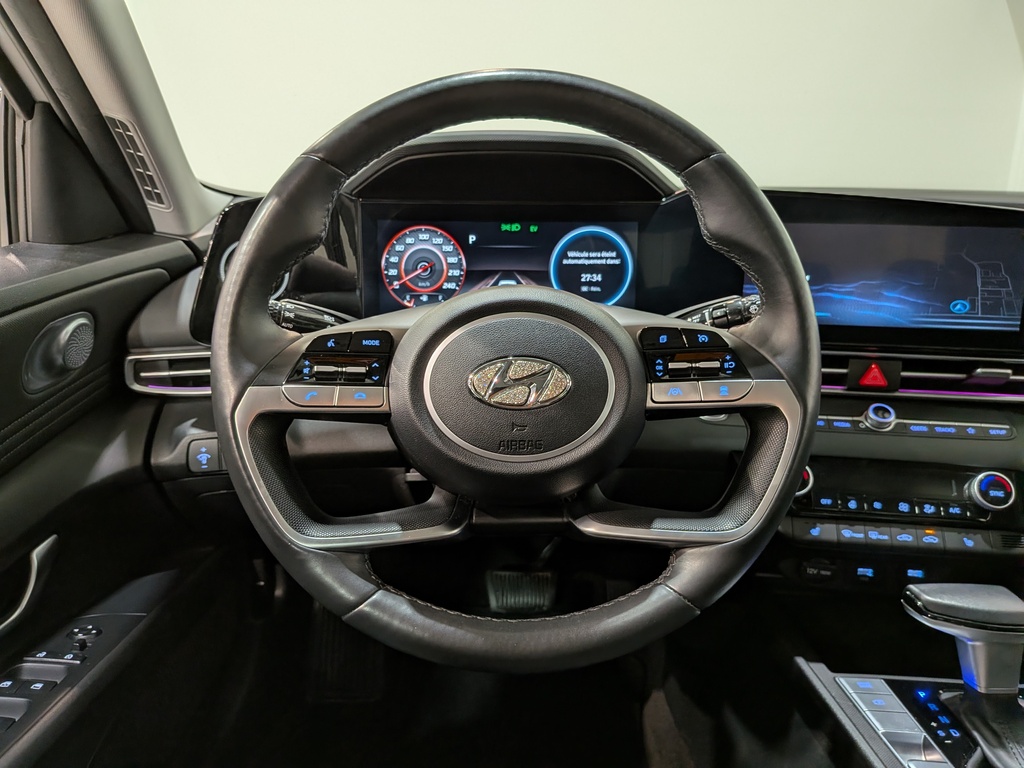 Hyundai Elantra Hybrid 2023