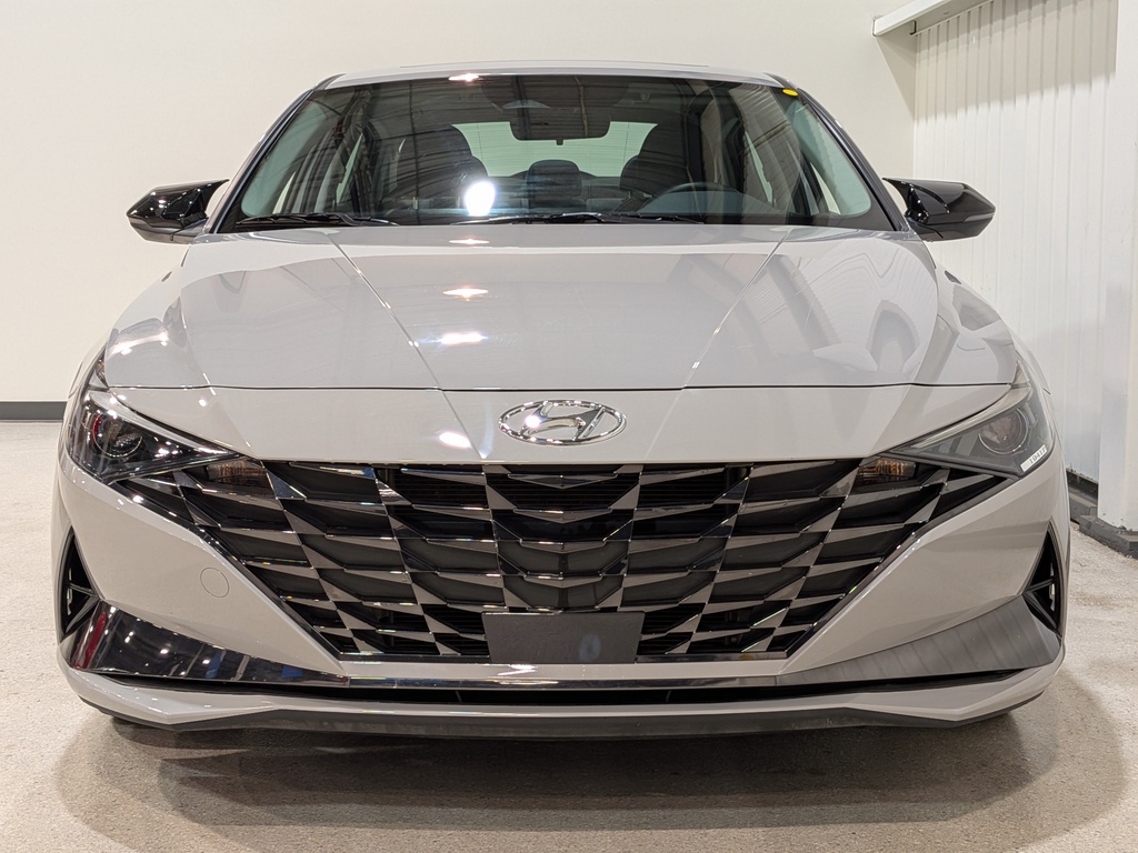 Hyundai Elantra Hybrid 2023