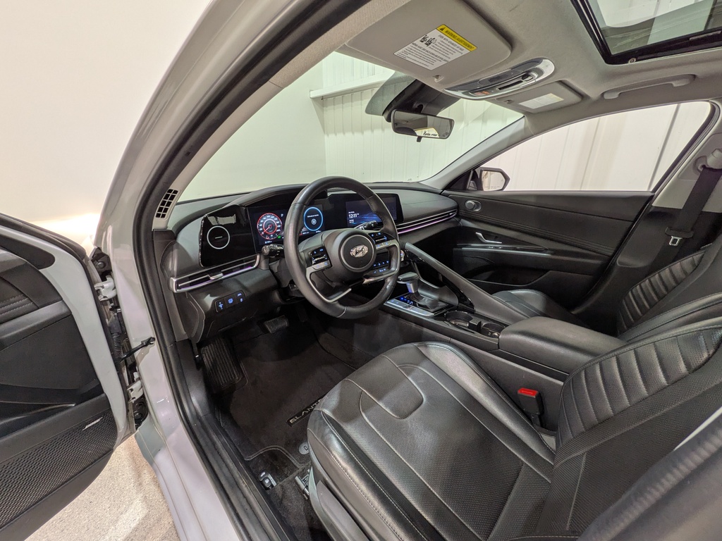 Hyundai Elantra Hybrid 2023