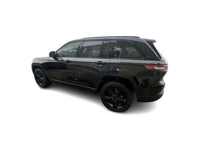 used 2023 Jeep Grand Cherokee car, priced at $37,250