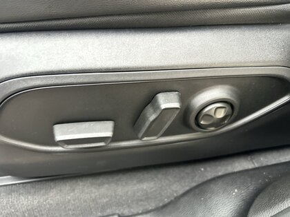 used 2023 Jeep Grand Cherokee car, priced at $37,250