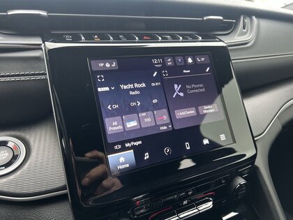 used 2023 Jeep Grand Cherokee car, priced at $37,250