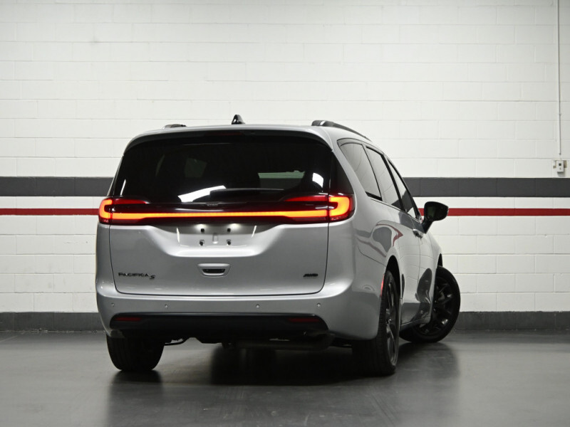 2023 Chrysler Pacifica