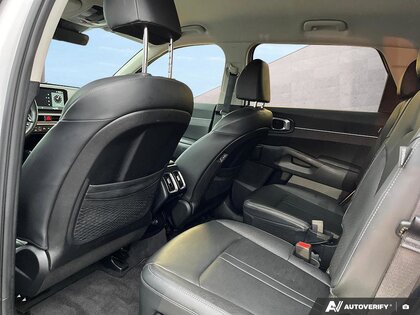 used 2025 Kia Sorento car, priced at $45,997