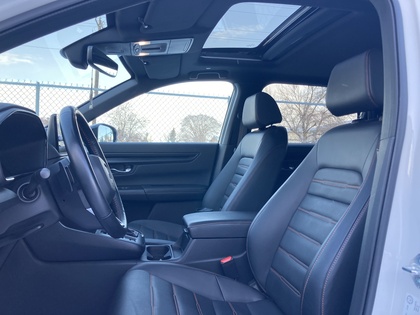 used 2025 Honda CR-V Hybrid car, priced at $47,900