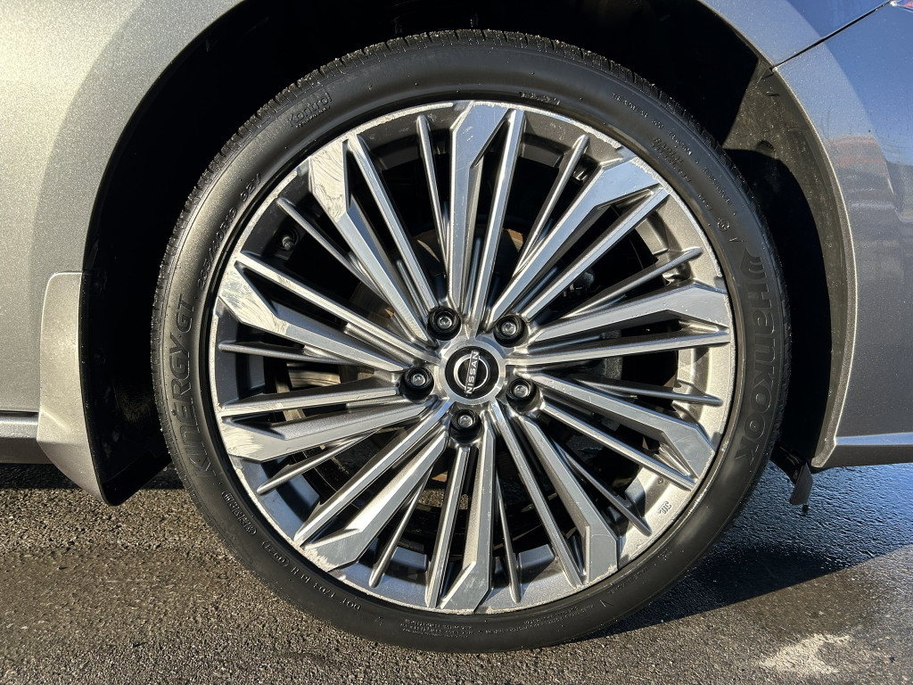 2023 Nissan Altima - Gallery image 9