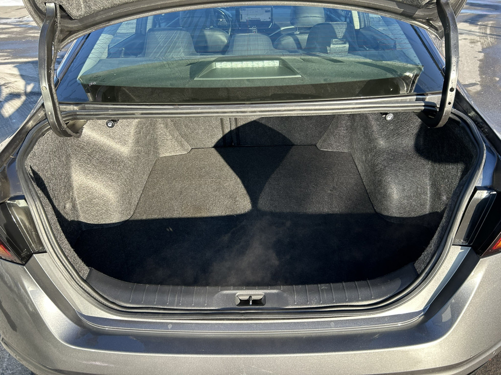 2023 Nissan Altima - Gallery image 28