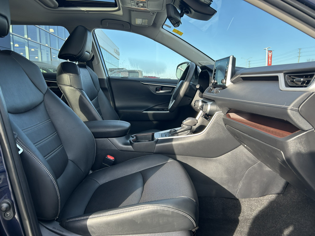 2021 Toyota RAV4 Hybrid - Gallery image 27