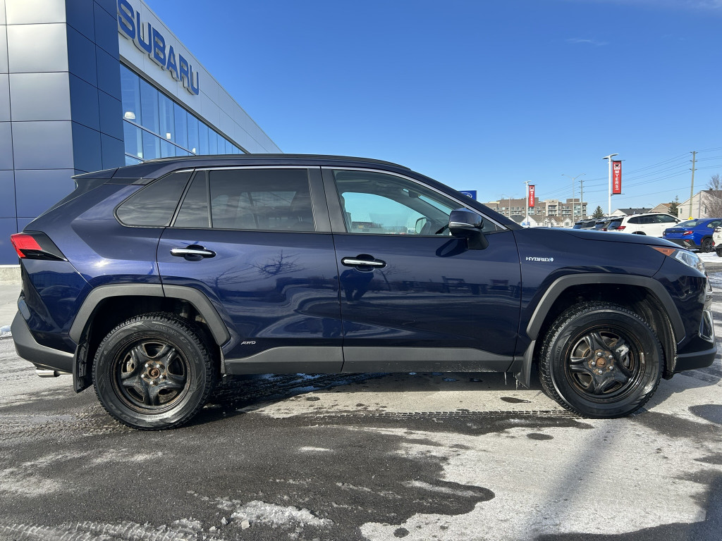 2021 Toyota RAV4 Hybrid - Gallery image 8