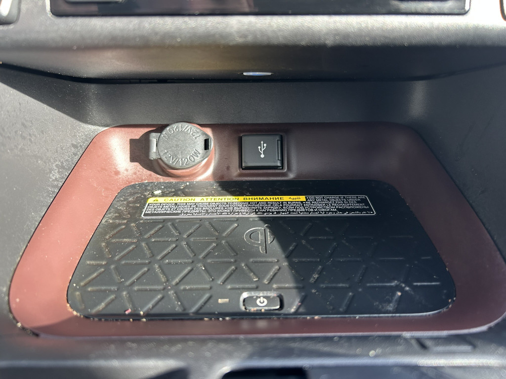 2021 Toyota RAV4 Hybrid - Gallery image 25