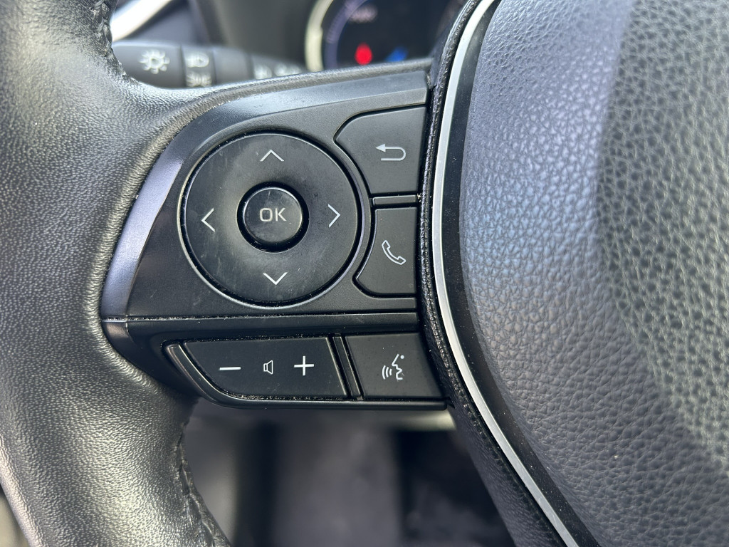 2021 Toyota RAV4 Hybrid - Gallery image 16