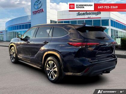 used 2022 Toyota Highlander Hybrid car, priced at $48,990