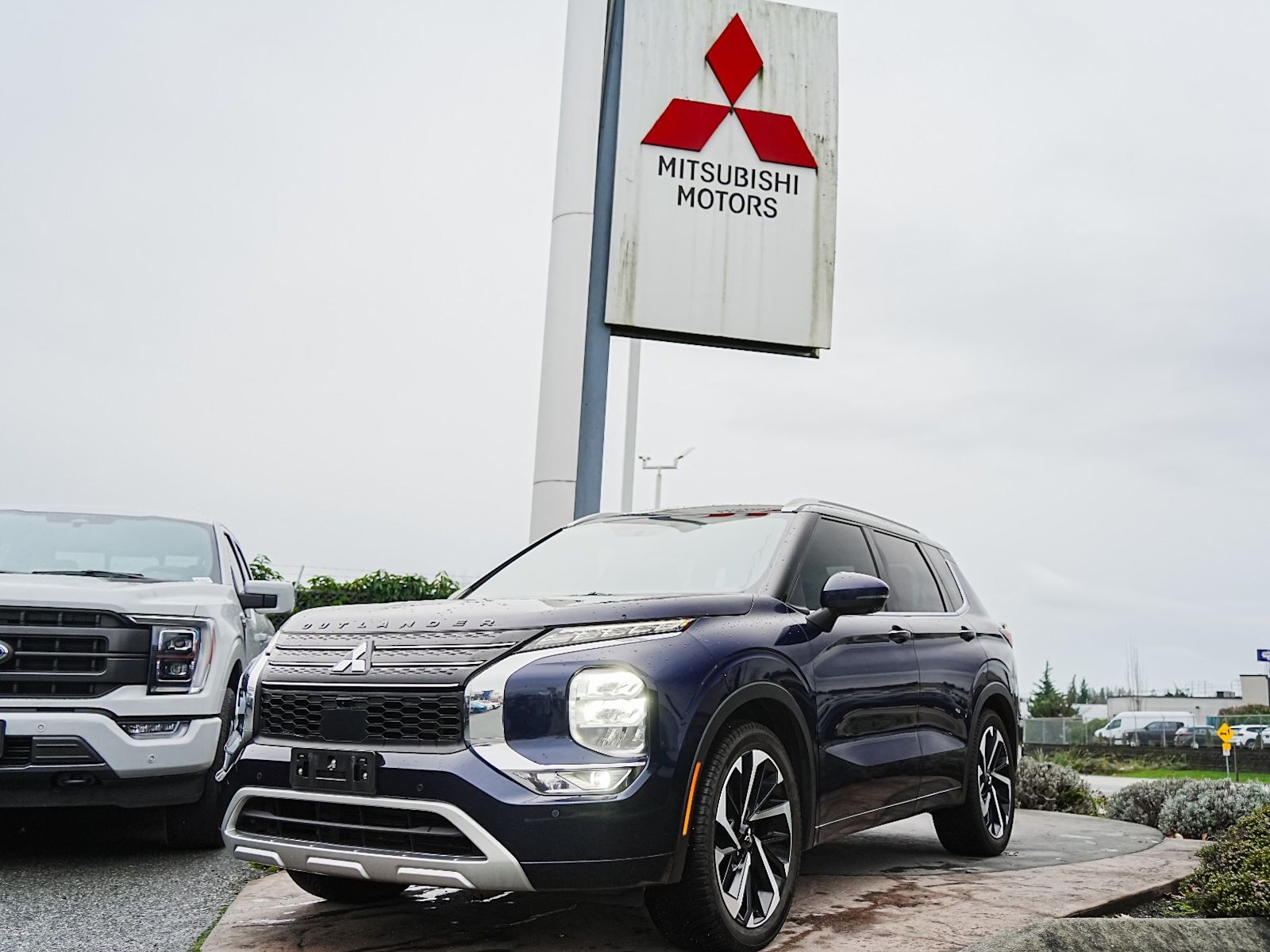 2022 Mitsubishi Outlander