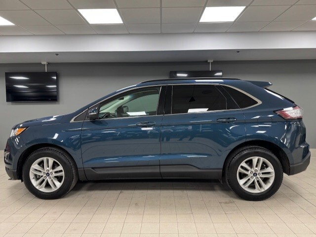 2016 Ford Edge