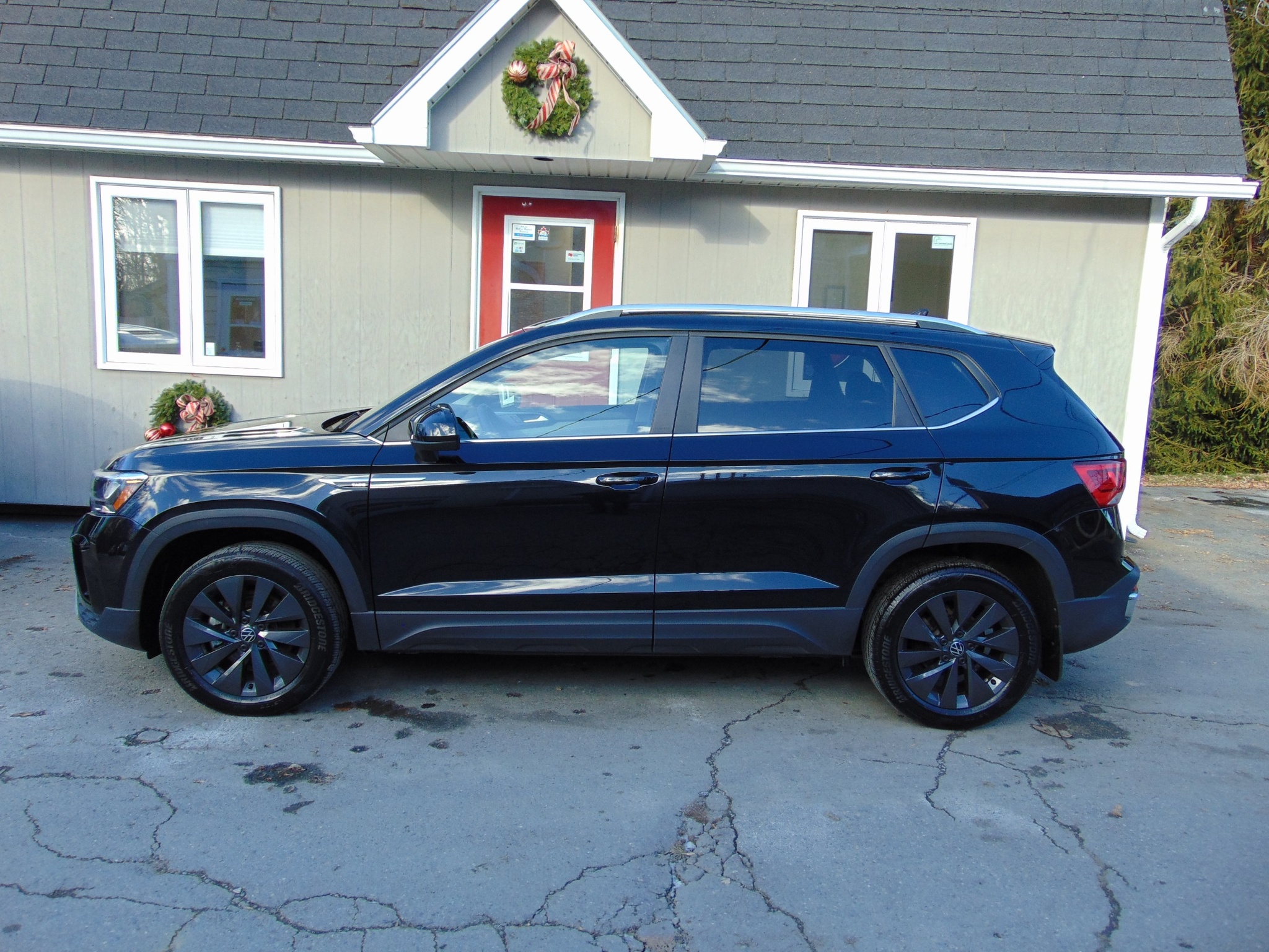 2024 Volkswagen Taos