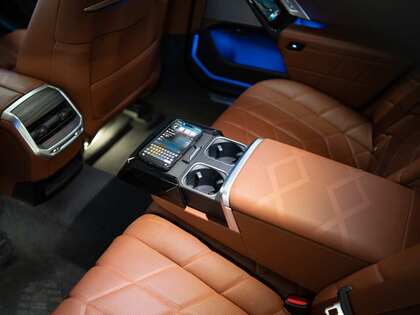 used 2023 BMW 7-Series car, priced at $106,900