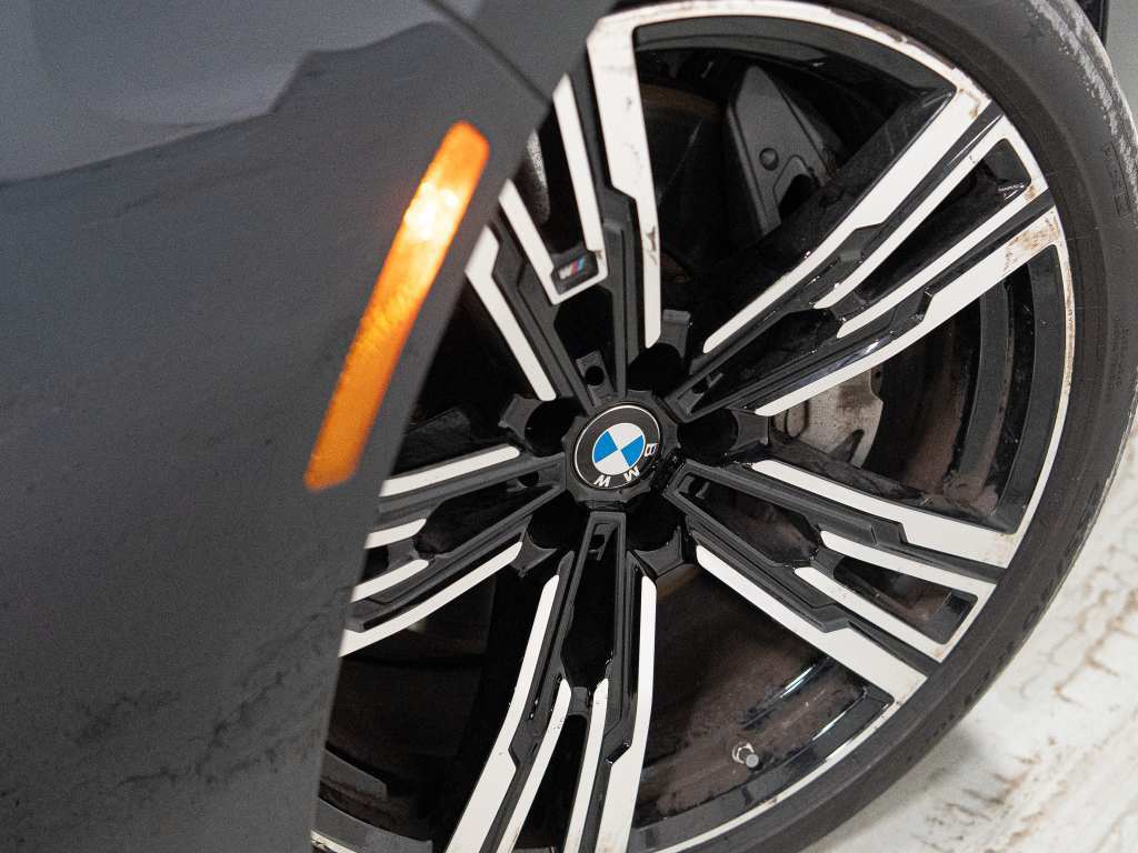 2023 BMW 760i xDrive, Toronto, Cash