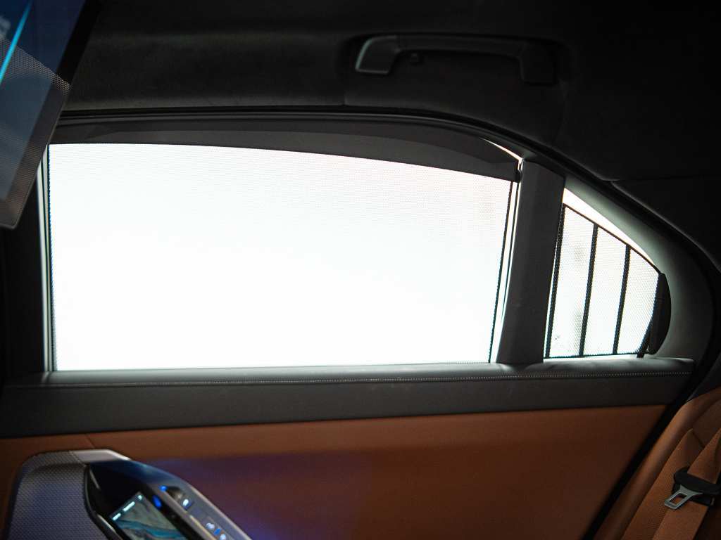 2023 BMW 760i xDrive, Toronto, Cash