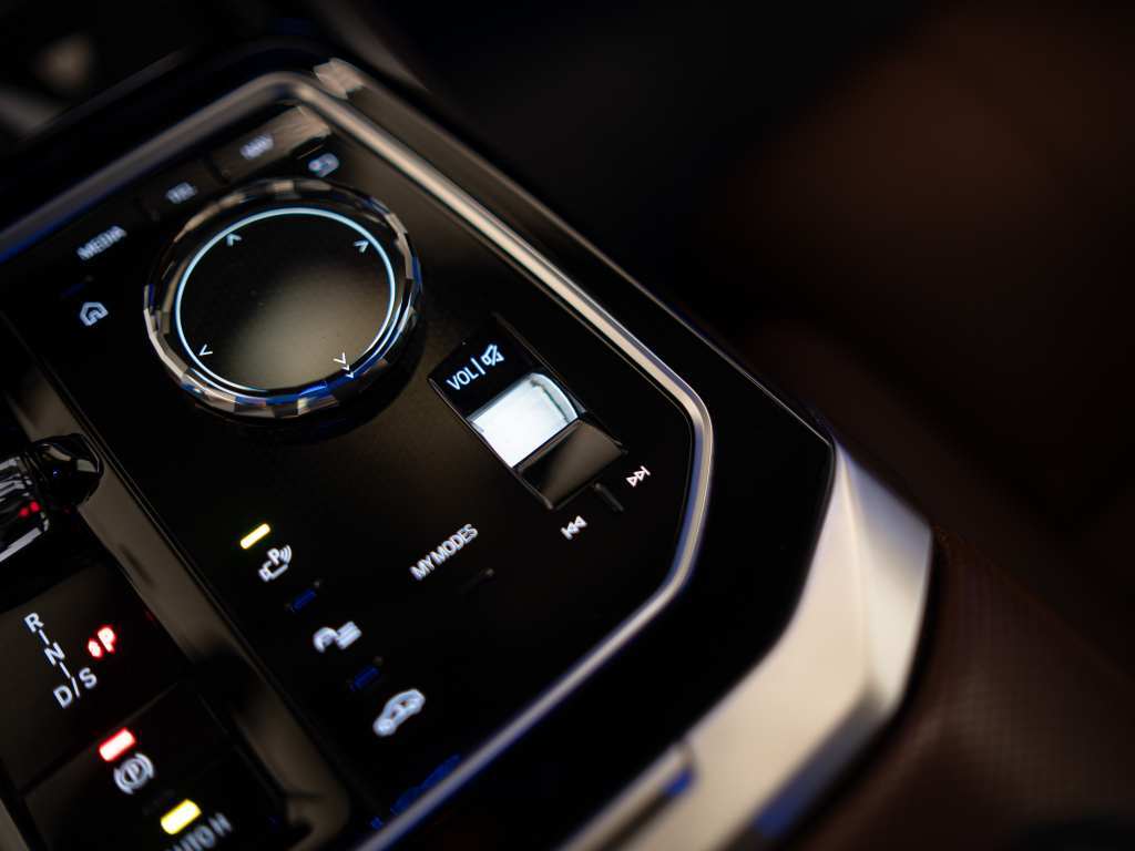 2023 BMW 760i xDrive, Toronto, Cash