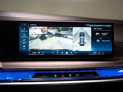 used 2023 BMW 7-Series car, priced at $106,900