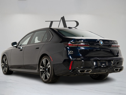 used 2023 BMW 7-Series car, priced at $106,900