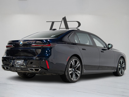 used 2023 BMW 7-Series car, priced at $106,900