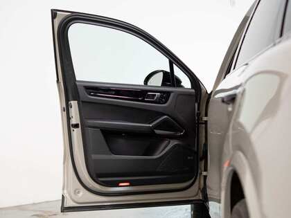 used 2021 Porsche Cayenne car, priced at $53,900