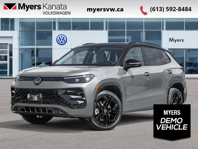 2026 Volkswagen Tiguan Comfortline R-Line Black