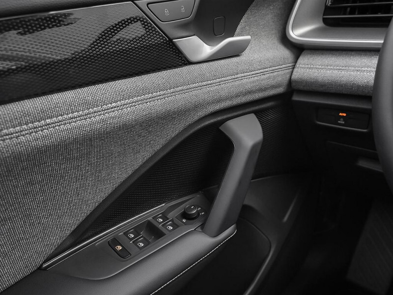 2026 Volkswagen Tiguan - Gallery image 15