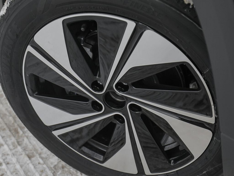 2025 Volkswagen Taos - Gallery image 5