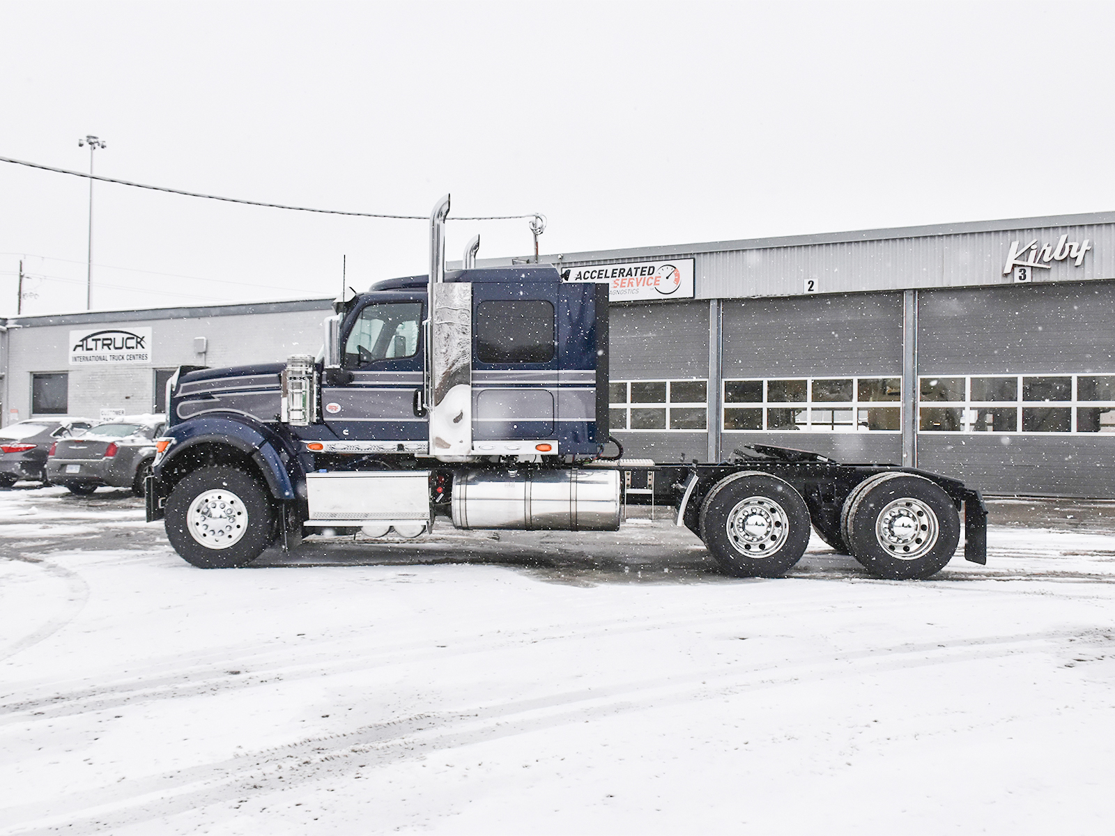 2026 International HX™ Series HX520 SFA 6x4