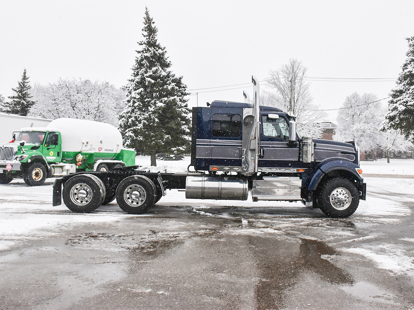 2026 International HX™ Series HX520 SFA 6x4