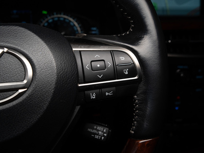 used 2016 Lexus LX 570 car, priced at $69,900