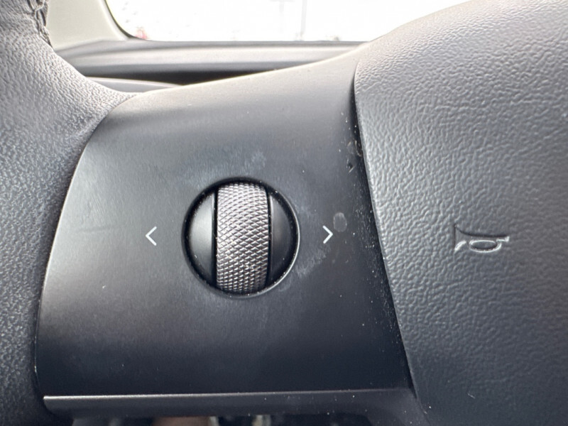 2022 Tesla Model 3 - Gallery image 15