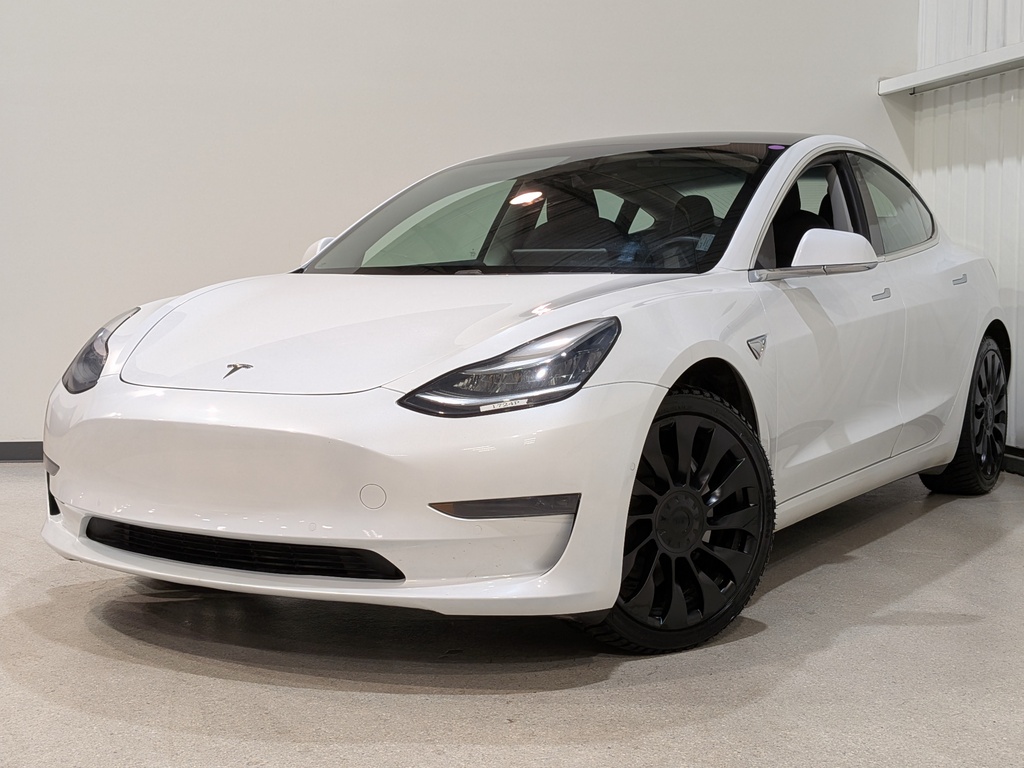 Tesla Model 3 2020