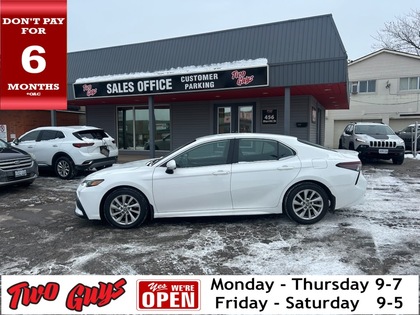 Toyota Camry SE FWD 2023